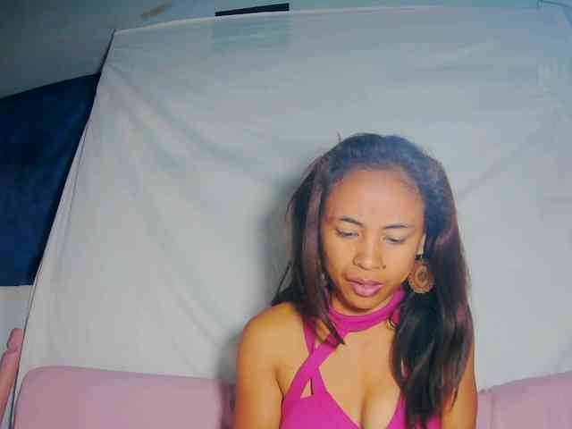 Reinewallashy3 webcam