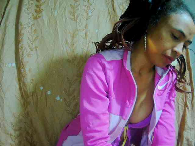 Modella: Reinewallashy3