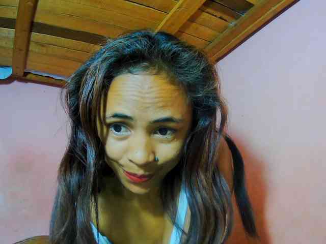 Reinewallashy3 webcam
