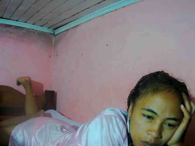 Reinewallashy3 webcam