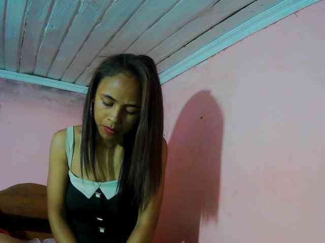 Reinewallashy3 webcam