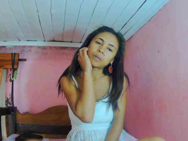 Reinewallashy3 webcam