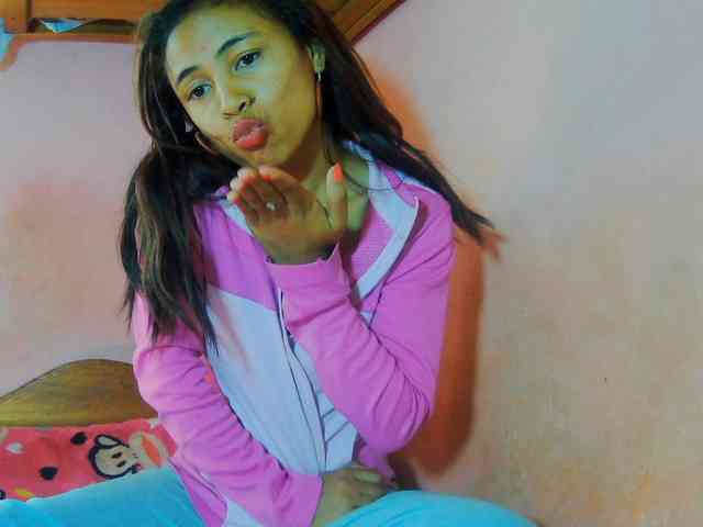 Reinewallashy3 webcam