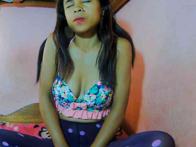 Reinewallashy3 webcam