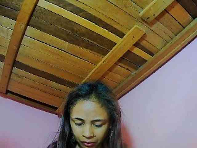 Reinewallashy3 webcam