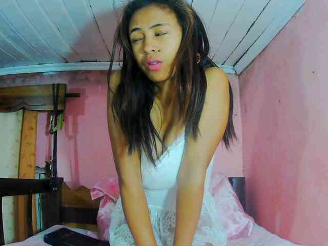 Reinewallashy3 webcam