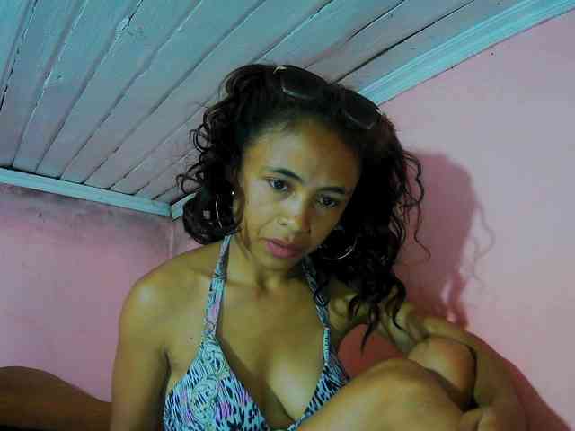 Reinewallashy3 webcam