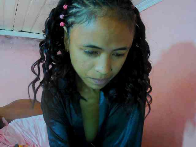 Reinewallashy3 webcam