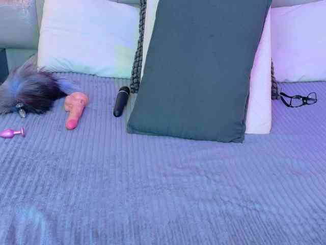 AteneaRoldan webcam