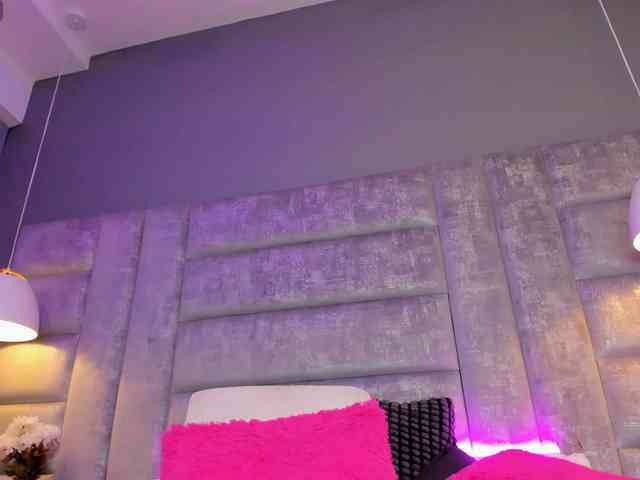 AteneaRoldan webcam
