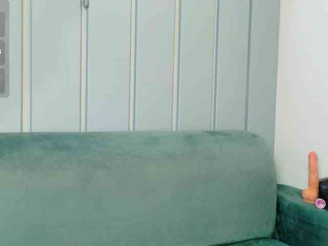 AteneaRoldan webcam