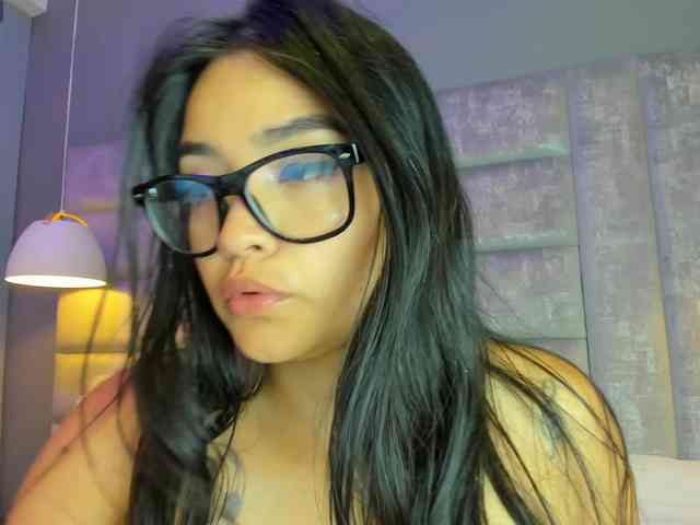 AteneaRoldan webcam