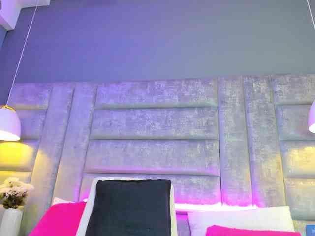 AteneaRoldan webcam