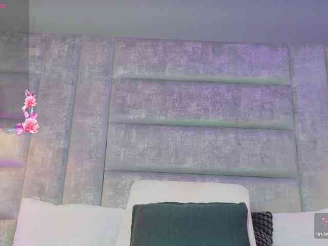 AteneaRoldan webcam
