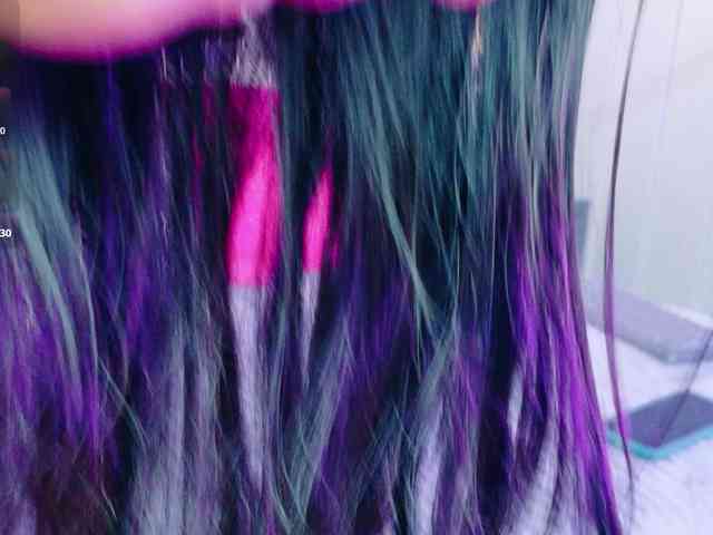 AteneaRoldan webcam