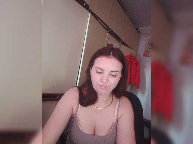 Mira-5a live cam on BongaCams