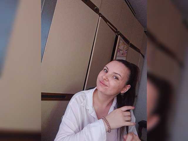 Mira-5a live cam on BongaCams