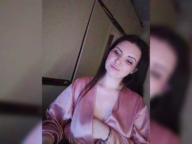 Mira-5a live cam on BongaCams
