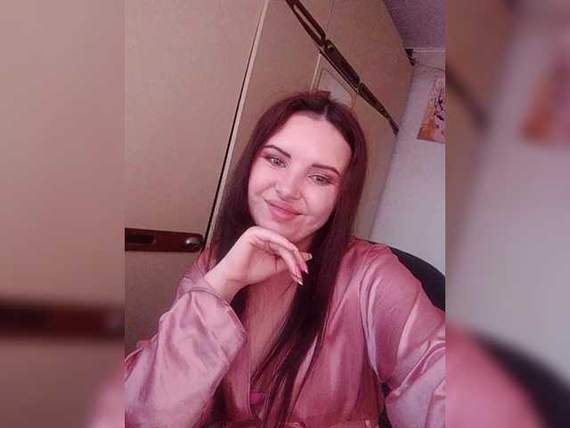 Mira-5a Live Cam on BongaCams