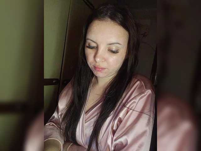 Mira-5a's BongaCams show and profile