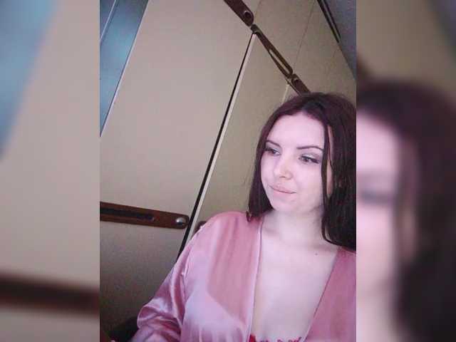 Mira-5a live cam on BongaCams