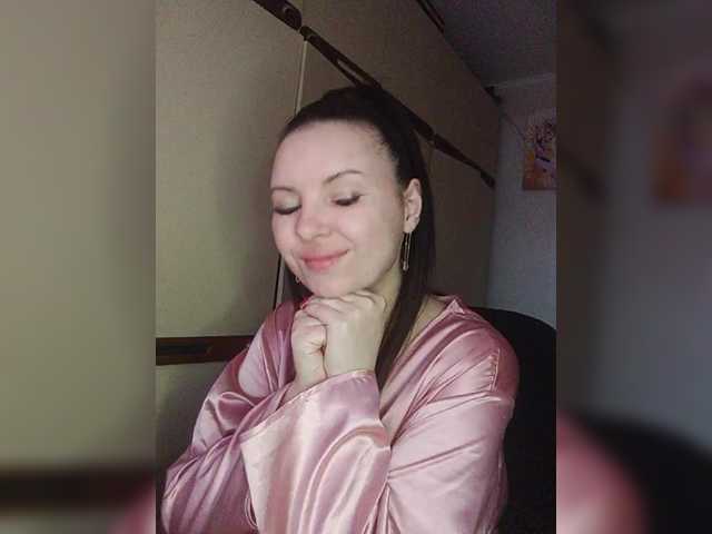 Mira-5a's BongaCams show and profile