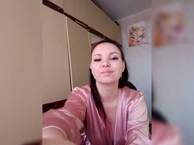 Mira-5a's BongaCams show and profile