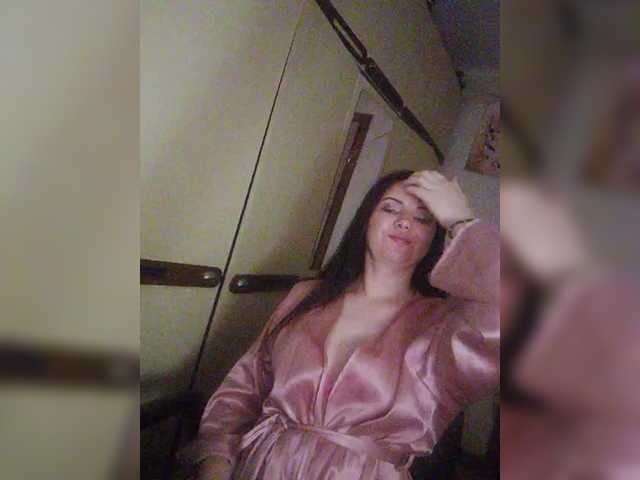 Mira-5a live cam on BongaCams