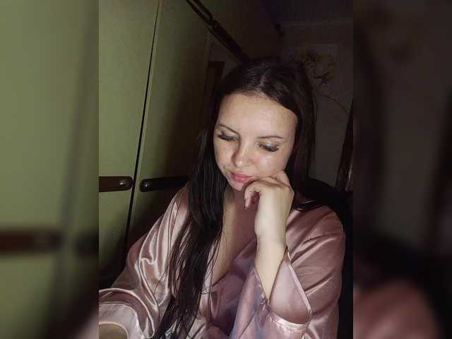 Mira-5a's BongaCams show and profile