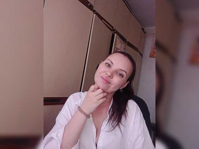 Mira-5a live cam on BongaCams