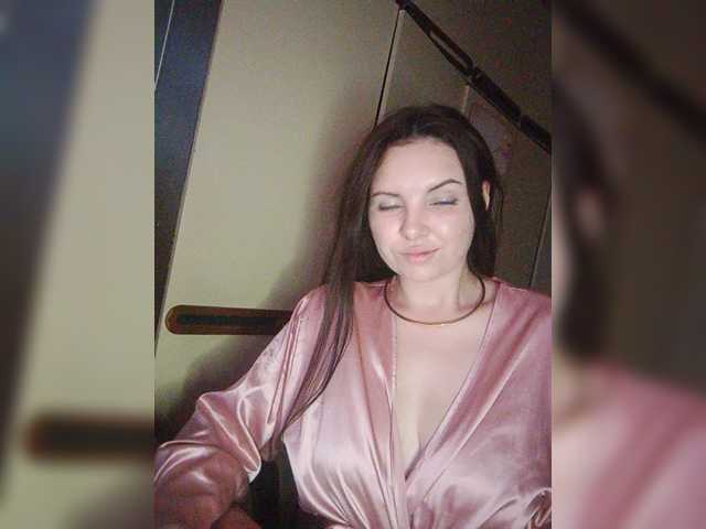 Mira-5a live cam on BongaCams