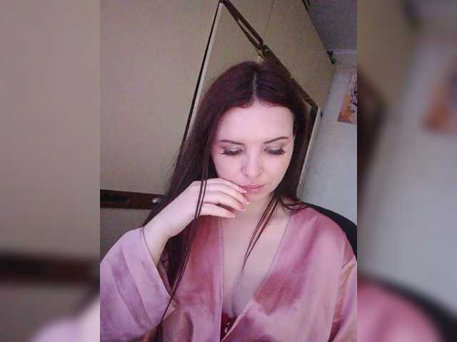 Mira-5a live cam on BongaCams