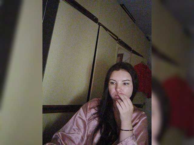 Mira-5a live cam on BongaCams