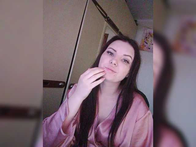 Mira-5a live cam on BongaCams