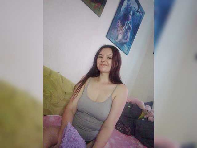 Mira-5a live cam on BongaCams