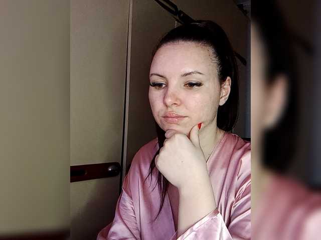 Mira-5a's BongaCams show and profile