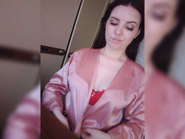Mira-5a live cam on BongaCams