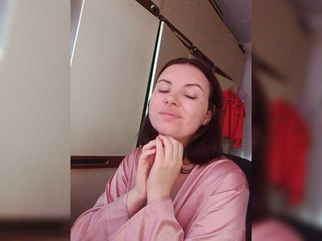 Mira-5a live cam on BongaCams