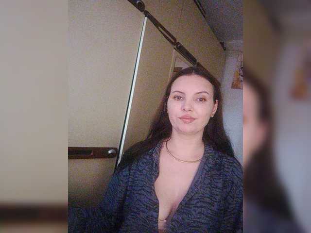 Mira-5a live cam on BongaCams