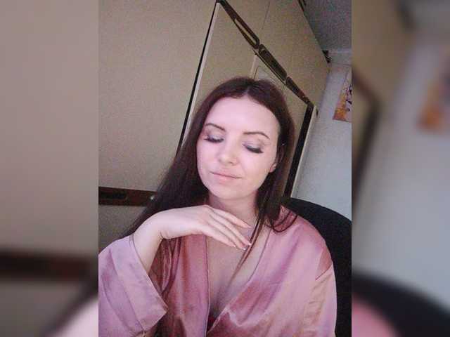 Mira-5a live cam on BongaCams