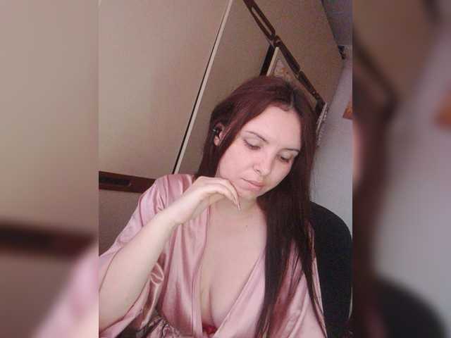 Mira-5a live cam on BongaCams