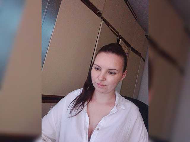 Mira-5a live cam on BongaCams