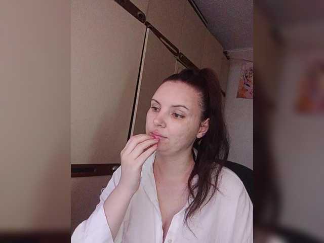 Mira-5a live cam on BongaCams