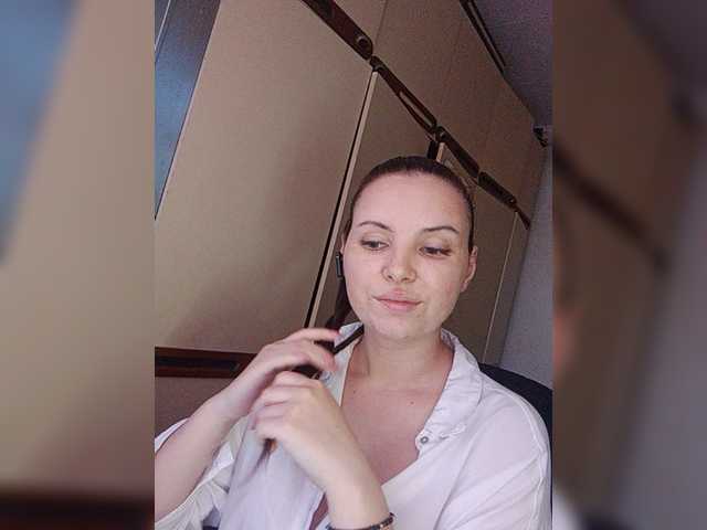 Mira-5a live cam on BongaCams
