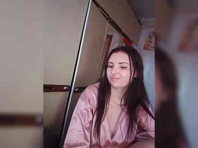 Mira-5a Live Webcam on BongaCams
