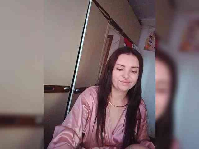 Mira-5a Live Webcam on BongaCams