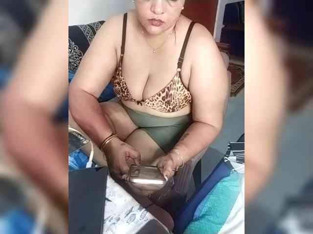 Sexxybhabhi1411