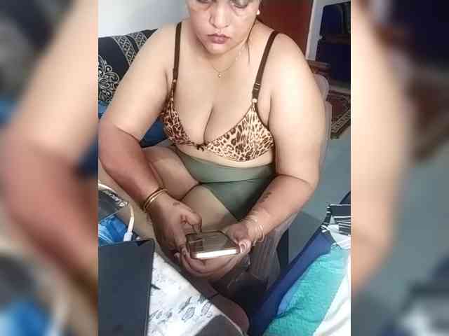 Sexxybhabhi1411