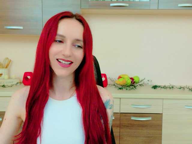 Julia-Jae live cam on BongaCams