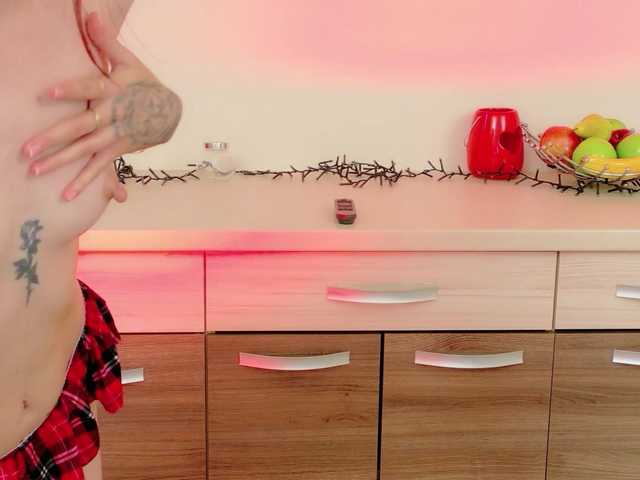 Julia-Jae
